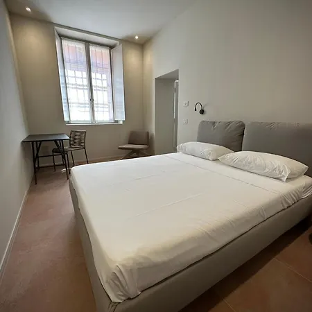 Grey-fontanelli Luxury